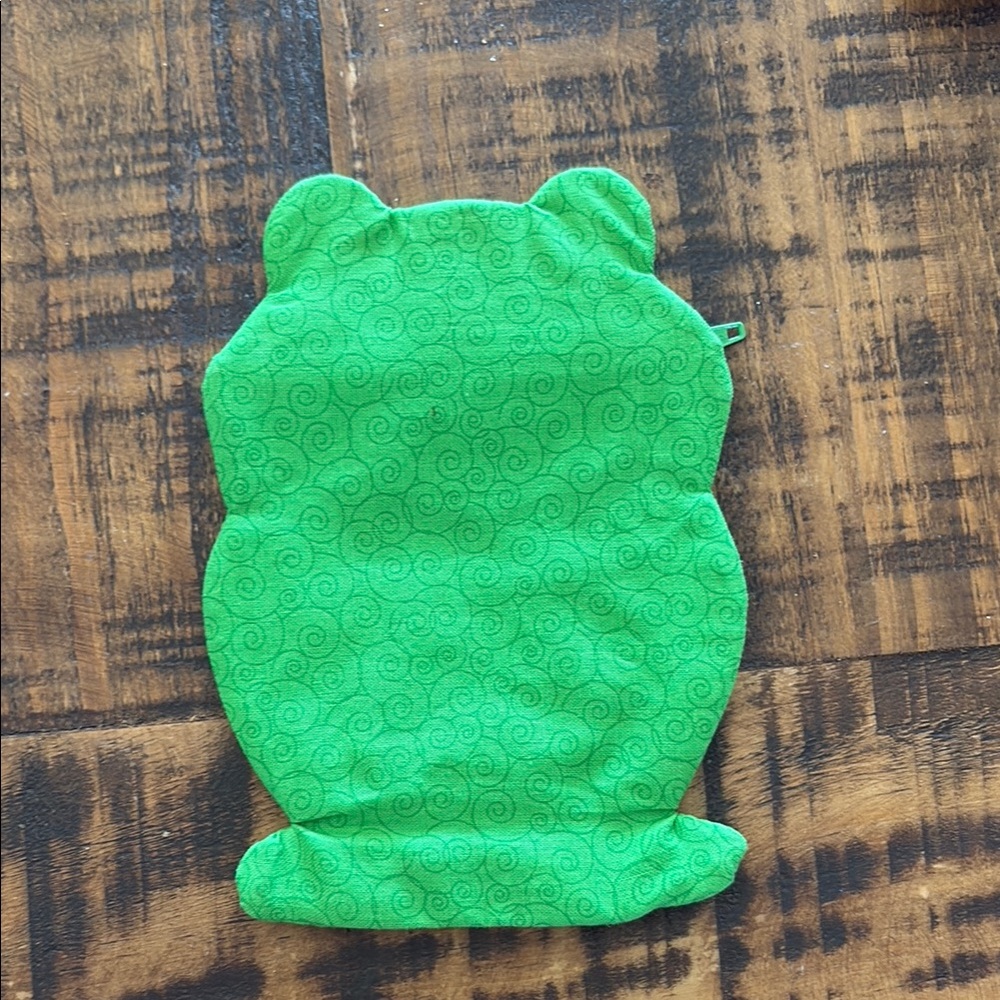 Green Frog Zipper Pouch - Picture 2 of 5